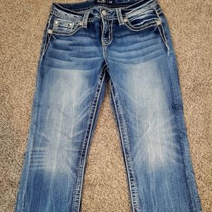 MISS ME crop Capri pants. Size 28. New without tags.